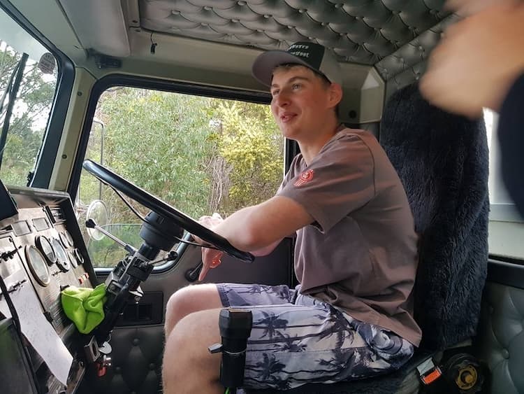 david's truck training stuents (10)